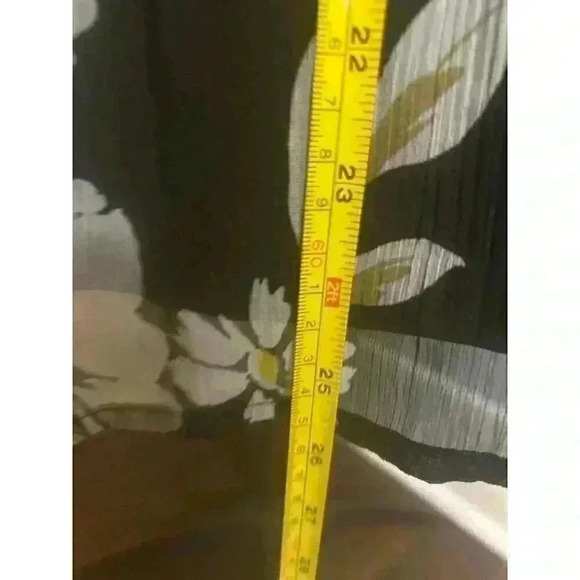 Capsule Women’s 10 Black Floral Empire Waist Knee Length‎ Sheath Dress - Picture 7 of 11